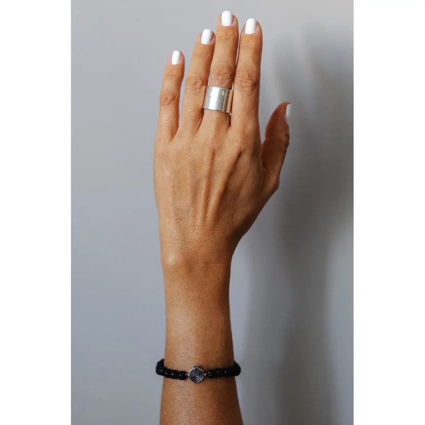 NYD x ARTBEET LÁVAKŐ KARKÖTŐ EZÜST MEDÁLLAL